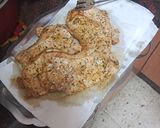 Foto del paso 14 de la receta Chuletas de cerdo adobadas con puré de papas, guisantes y salsa
