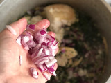 Cazuela de pollo, espinaca y salsa blanca en 15 minutos 🍗⏰🥬