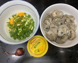 Hình bước làm 2 của món Trứng chiên hàu