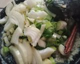 Foto langkah ke 3 dari resep Sop Singkong Ceker.