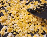 Foto del paso 2 de la receta: Yakimeshi (arroz frito estilo japonés) versión hiposódica