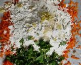 A picture of step 4 of Carrot Paratha.