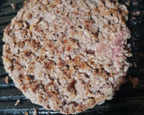 Foto del paso 4 de la receta: Hamburguesa rellena 🍔🍔🐷🐷 #retofinde 🍔