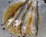 Foto langkah ke 1 dari resep Oseng Tauge Ikan Asin.