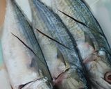 Gambar langkah 1 resipi Kembung Bakar Pes Tomyam.