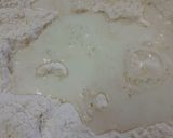 A picture of step 1 of Pizza Cups.
