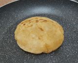 A picture of step 5 of Liquid dough paratha.