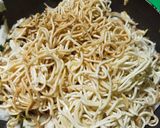 Foto langkah ke 6 dari resep Mie Goreng Jawa.