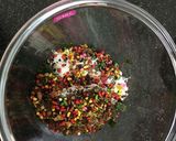A picture of step 3 of Crunchy paan balls.