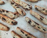 Foto langkah ke 4 dari resep Sourdough Discard Biscotti.