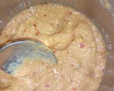 A picture of step 2 of Kara chutney.