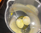 Foto del paso 3 de la receta: Mahonesa con huevo duro | mahonesa segura y fácil