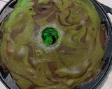 Foto langkah ke 7 dari resep Marble Butter Cake Jadoel, mix Pandan Coklat.