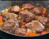Foto del paso 2 de la receta: Carrilleras de cerdo al modo tradicional