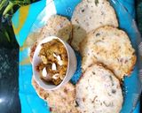 A picture of step 4 of Oats and sooji Omelette.