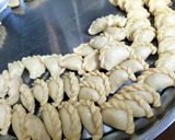 Foto langkah ke 4 dari resep Pastel Isi Abon.