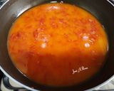 Foto del paso 3 de la receta: Lomos de merluza en salsa de pimiento del Piquillo
