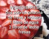 Foto del paso 1 de la receta: Gelatina de lechera con fresas encapsuladas!!!