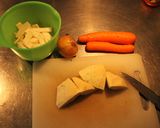 Foto del paso 1 de la receta: Pechugas a la trasnochada y curry