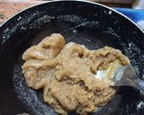 A picture of step 4 of Wheat flour jaggery halwa.