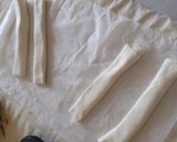 Foto del passaggio 4 della ricetta Roselline di pasta sfoglia