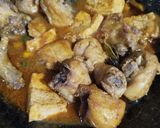 Foto langkah ke 3 dari resep Ayam dan Tahu Masak Kecap Simple.