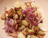 Foto del paso 10 de la receta Tortillas de patatas con berenjenas y cebolla roja