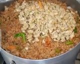 A picture of step 4 of Egg fried rice.