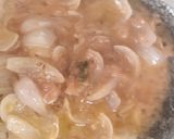 A picture of step 3 of Onion malai sabji.