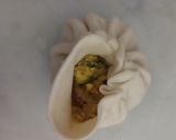 A picture of step 4 of Baked paneer momos with gravy.