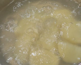 Foto del paso 1 de la receta: Brócoli con patata, pollo y bechamel al horno