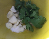 Foto del paso 2 de la receta: Salmón con gambas en ajada