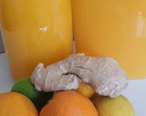 Foto del paso 4 de la receta: Jugo de naranja con jengibre y limón
