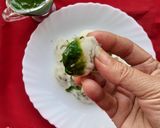 A picture of step 7 of Ginger Fenugreek Idli With Spinach Sauce.