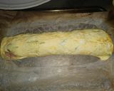 Foto del paso 4 de la receta: Rollo de calabacín con carne picada y queso rallado