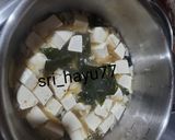 Foto langkah ke 3 dari resep Sop Tahu Rumput Laut Praktis.