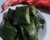Foto langkah ke 4 dari resep Nagasari pisang lipat.