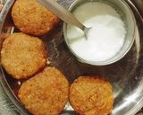 A picture of step 3 of Sabudana vada.