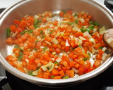 Foto del paso 2 de la receta: Muslos de pollo guisados a la sidra