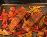 A picture of step 3 of Soy and honey glazed salmon.