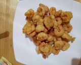 Foto langkah ke 3 dari resep Udang Saos Telur Asin.