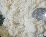 A picture of step 1 of Coconut & Pander laddoo.