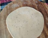 A picture of step 3 of Namak ajwain paratha.