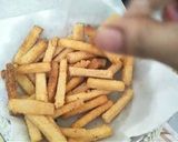 A picture of step 4 of Quick Sooji French Fries.