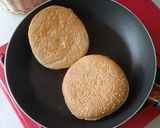 Foto langkah ke 3 dari resep Beef Patty Burger Homemade.