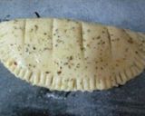 गार्लिक स्टफ्ड ब्रेड (Garlic stuffed bread recipe in Hindi) रेसिपी चरण 4 फोटो