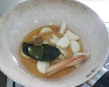 Foto langkah ke 6 dari resep Steamboat Tom Yum.