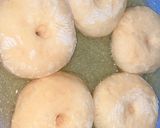 Foto langkah ke 5 dari resep Donat kentang lembut.