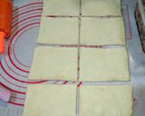 Foto langkah ke 4 dari resep Puff Pastry isi Tongkol Asap.