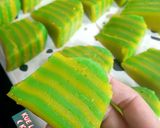 Foto langkah ke 6 dari resep Kue Lapis Sagu (Kue Pepe).